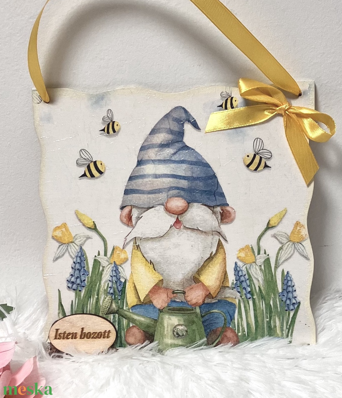 Vidám manós ajtódísz - tavaszi fa dekoráció bejárati ajtóra - otthon & életmód - dekoráció - ajtó- és ablak dekoráció - ajtódísz & kopogtató - Meska.hu