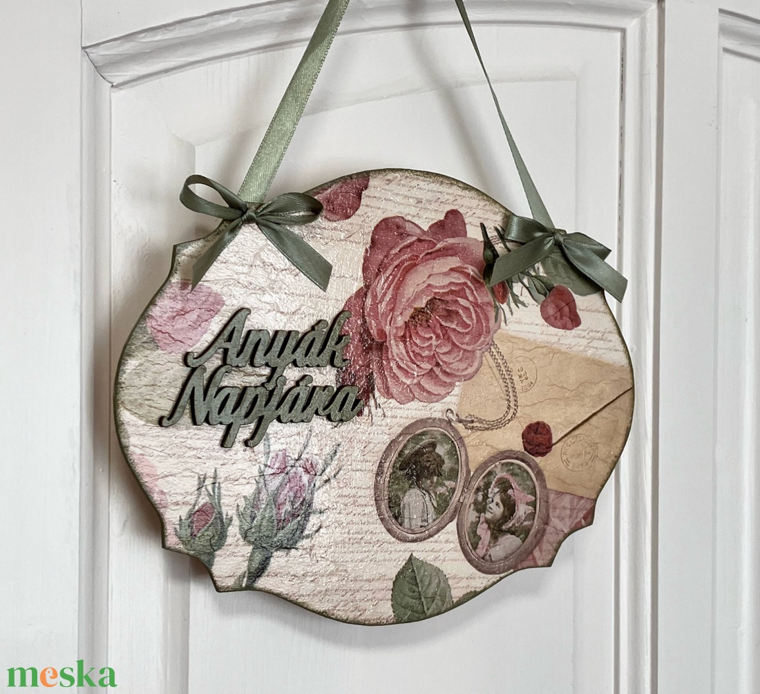 Vintage ajtódísz / rózsás fali dísz �Anyák Napjára felirattal  - otthon & életmód - dekoráció - fali és függő dekoráció - függődísz - Meska.hu