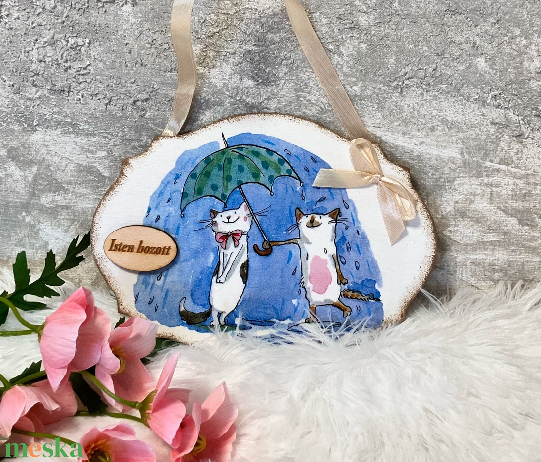 Cicás ajtókopogtató / vidám ajtódísz Isten hozott felirattal - otthon & életmód - dekoráció - ajtó- és ablak dekoráció - ajtódísz & kopogtató - Meska.hu