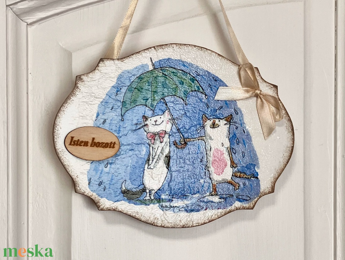 Cicás ajtókopogtató / vidám ajtódísz Isten hozott felirattal - otthon & életmód - dekoráció - ajtó- és ablak dekoráció - ajtódísz & kopogtató - Meska.hu