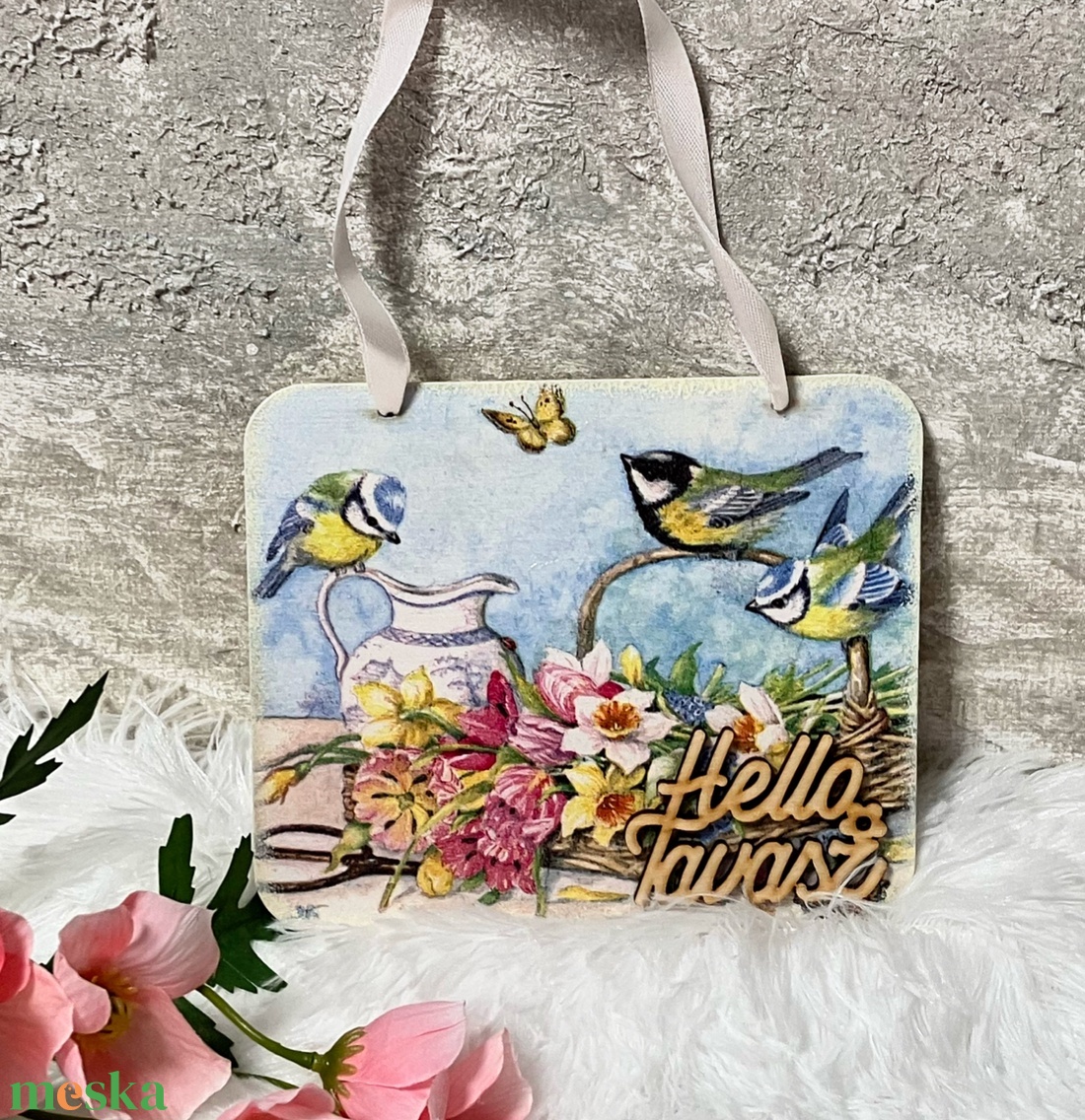 Tavaszi ajtókopogtató virágos, madaras mintával - húsvéti dekoráció - otthon & életmód - dekoráció - ajtó- és ablak dekoráció - ajtódísz & kopogtató - Meska.hu