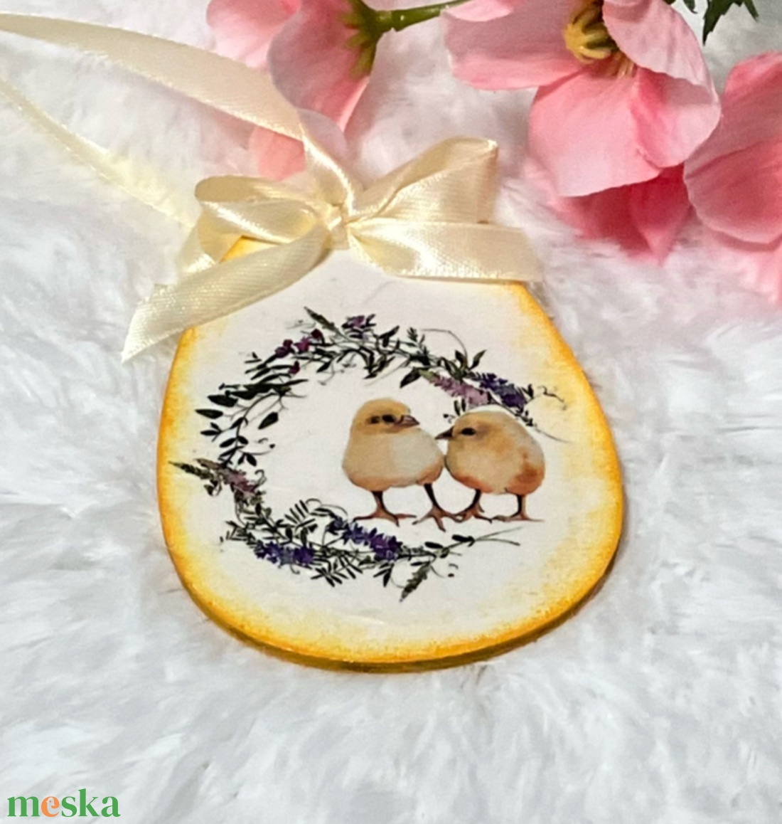 Húsvéti tojás nyuszis - sárga tavaszi dekoráció - ünnepi díszek, dekorációk - húsvéti díszek és dekorációk - húsvéti tojásfadíszek - Meska.hu