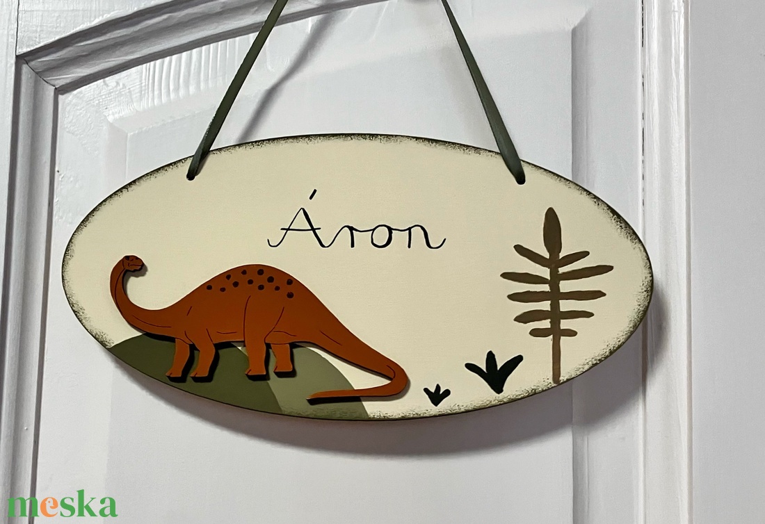 Névtábla dinóval fiúknak - baba - mama - babaszoba dekoráció - gyerek névtábla - Meska.hu