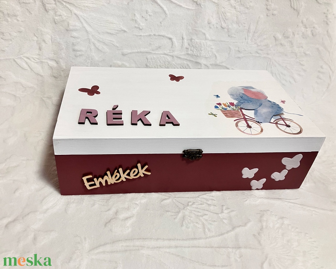 Dekuázsolt névre szóló elefántos emlékdoboz - keresztelőre, babalátogtóra, kislányajándék,  - baba - mama - babaemlékek - baba emlékőrző - Meska.hu