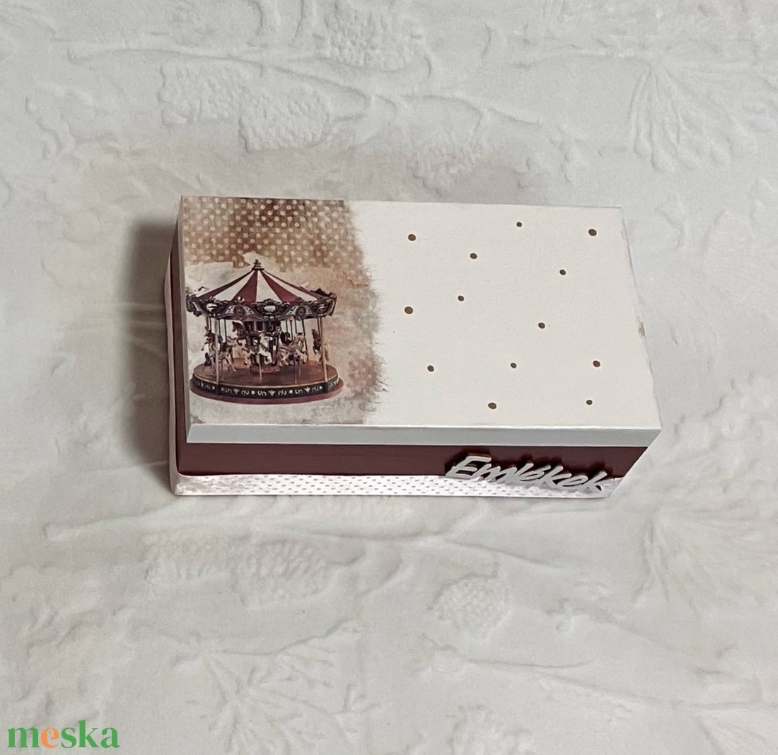 Névre szóló emlékdoboz gyerekeknek - baba születési ajándék - baba - mama - babaemlékek - baba emlékőrző - Meska.hu