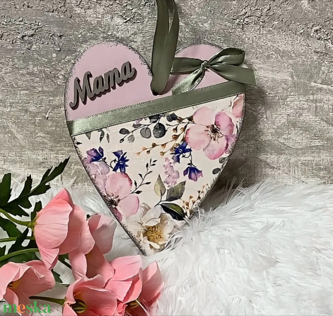 Virágos tábla Mama felirattal - otthon & életmód - dekoráció - fali és függő dekoráció - falra akasztható dekor - Meska.hu