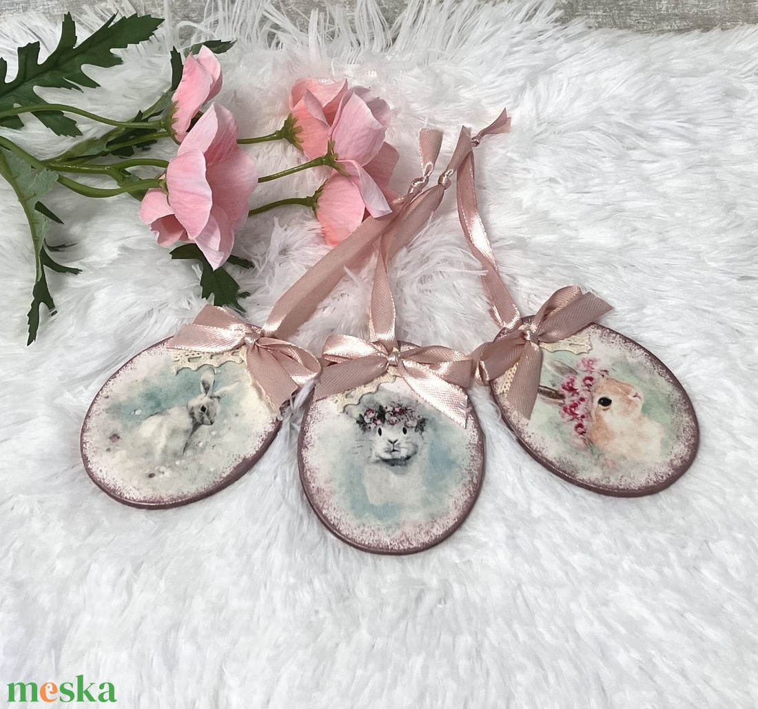 Húsvéti rózsaszín tojások - tojásfára  - otthon & életmód - dekoráció - fali és függő dekoráció - függődísz - Meska.hu