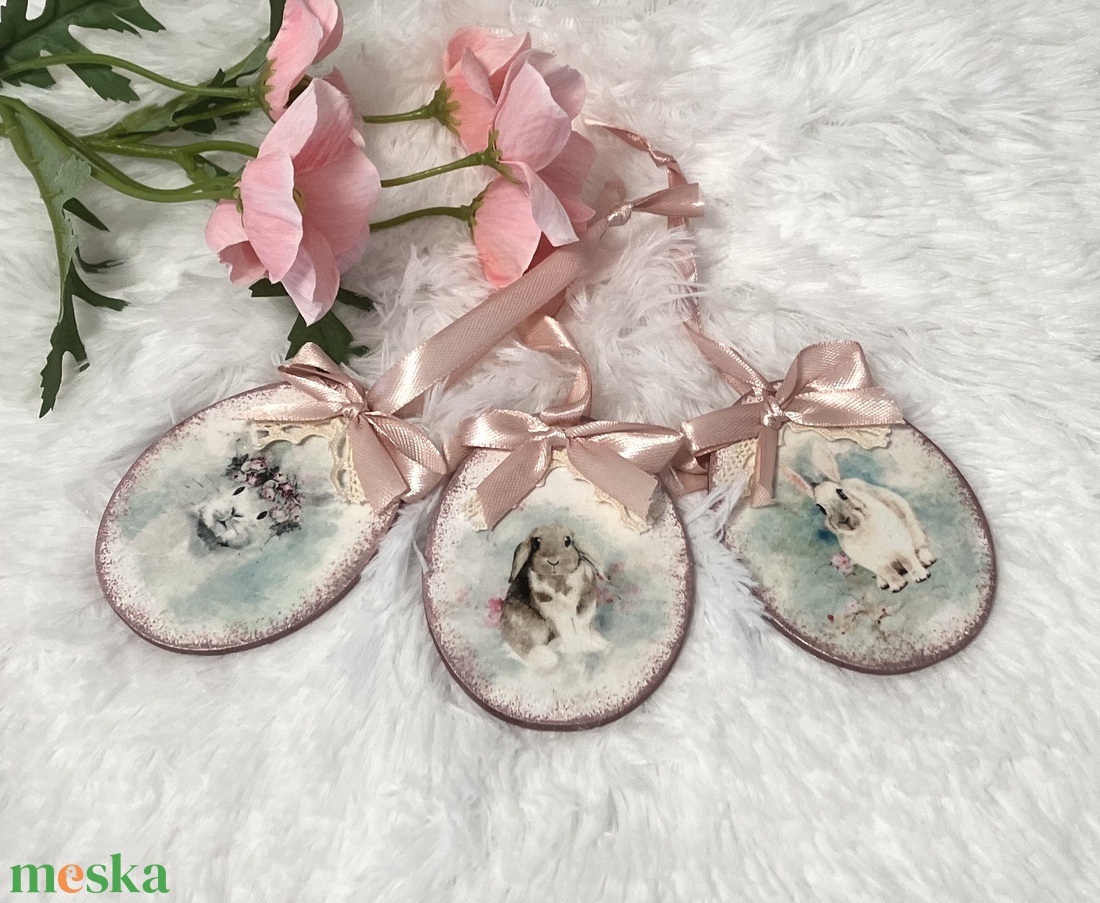 Húsvéti rózsaszín tojások - tojásfára  - otthon & életmód - dekoráció - fali és függő dekoráció - függődísz - Meska.hu