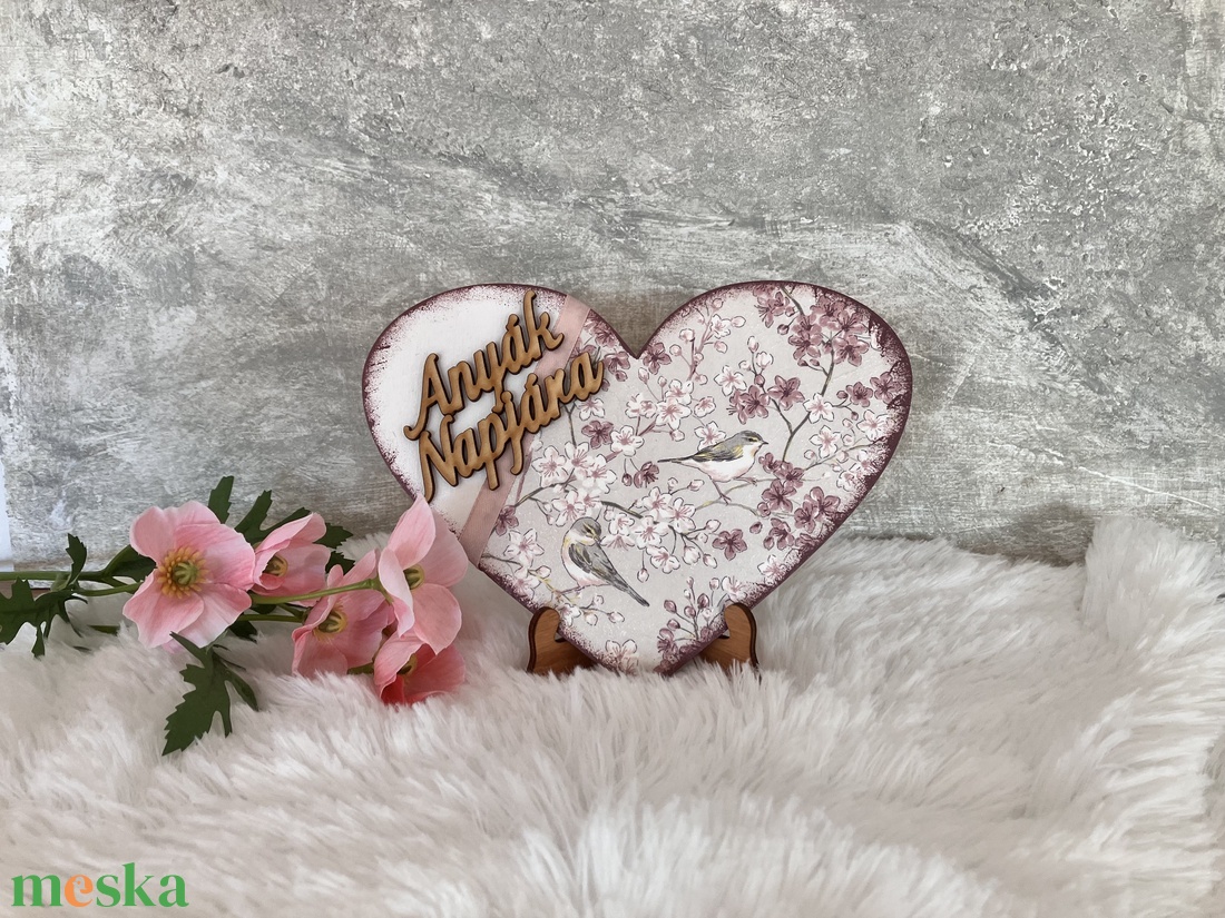 Madaras szív anyák napjára - otthon & életmód - dekoráció - dísztárgy - Meska.hu