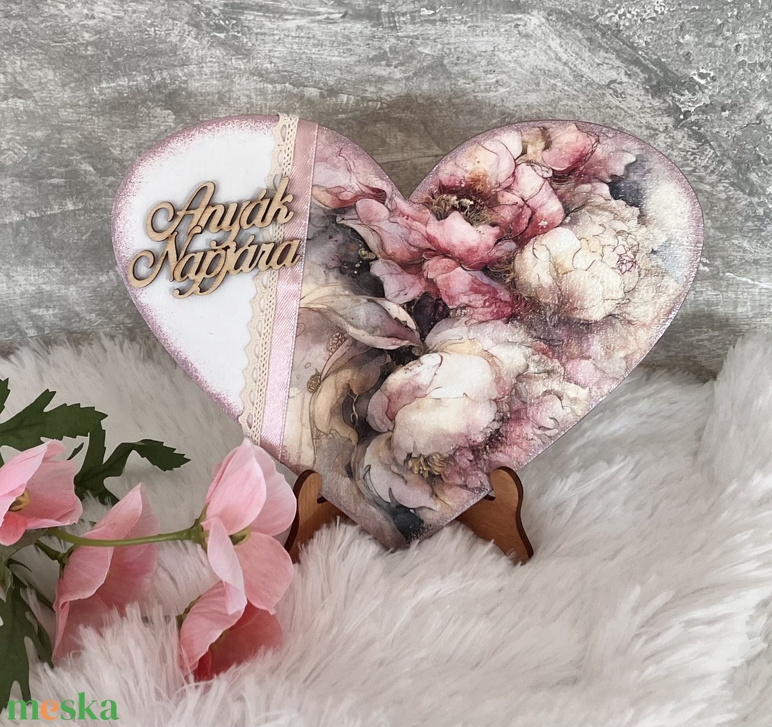 Virágos szív anyák napjára - otthon & életmód - dekoráció - dísztárgy - Meska.hu