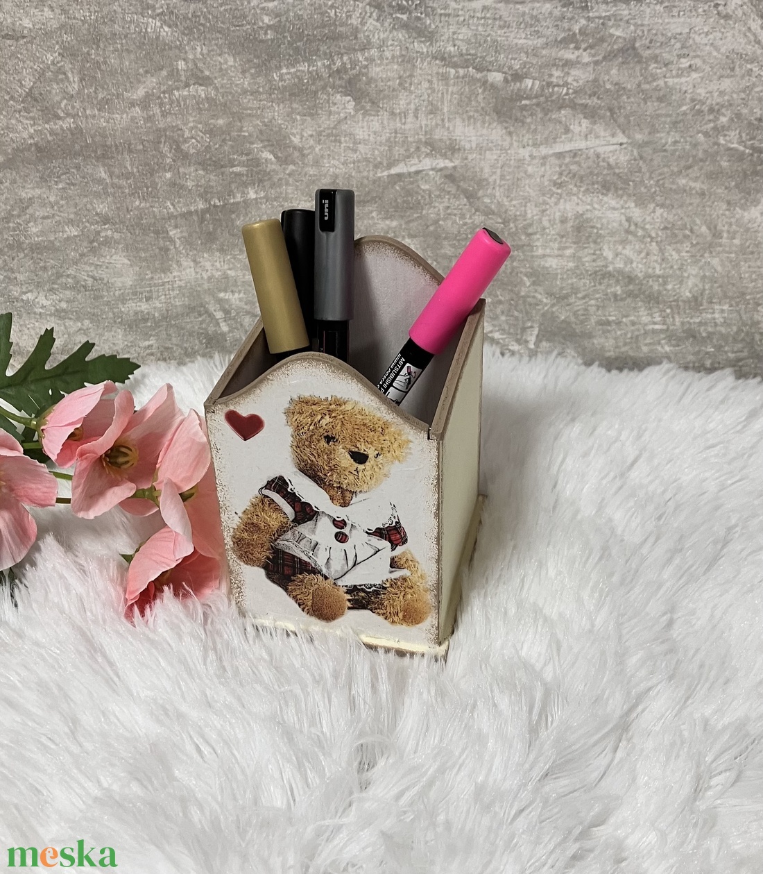 Macis tolltartó- fa ceruzatartó - otthon & életmód - papír, írószer - tolltartó & ceruzatekercs - Meska.hu