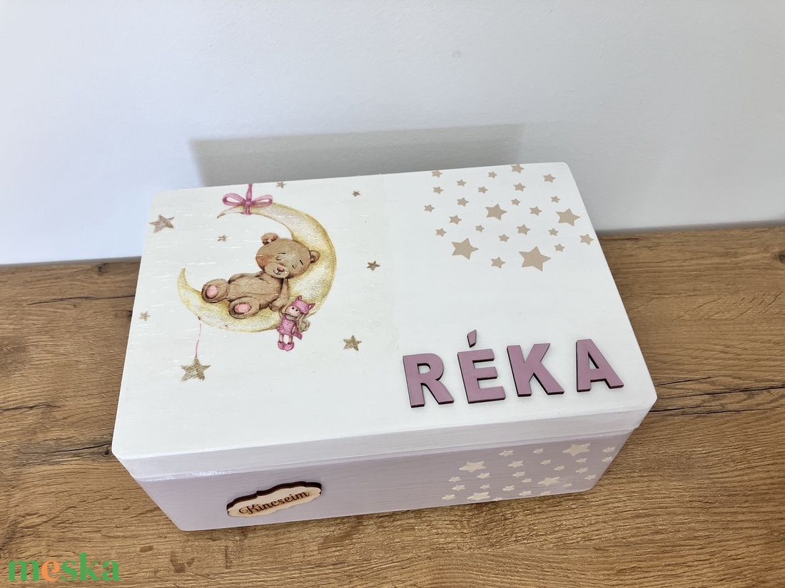 Rózsaszín emlékdoboz lányoknak keresztelőre, babalátogatóba, születésnapra - baba - mama - babaemlékek - baba emlékőrző - Meska.hu