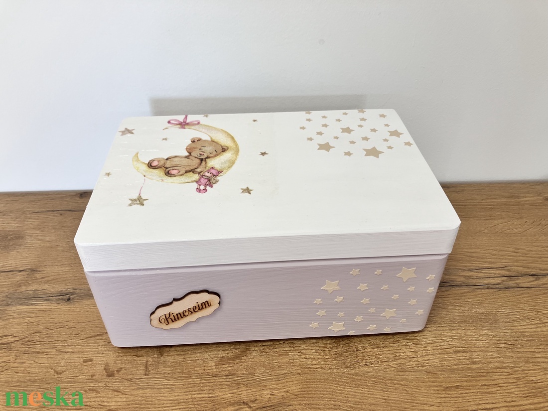Rózsaszín emlékdoboz lányoknak keresztelőre, babalátogatóba, születésnapra - baba - mama - babaemlékek - baba emlékőrző - Meska.hu