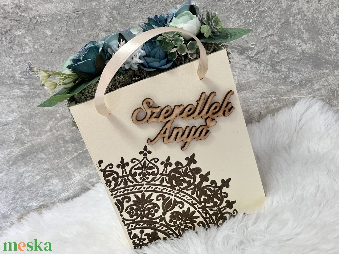 Virágbox anyák napjára - otthon & életmód - dekoráció - dísztárgy - Meska.hu