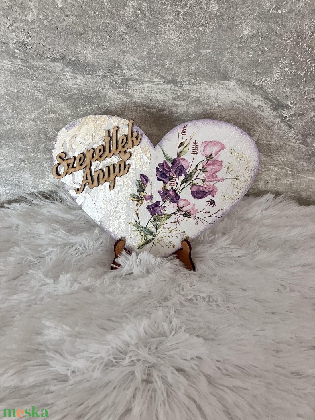 Anyák napjára virágos szív Szeretlek anya felirattal  - otthon & életmód - dekoráció - dísztárgy - Meska.hu