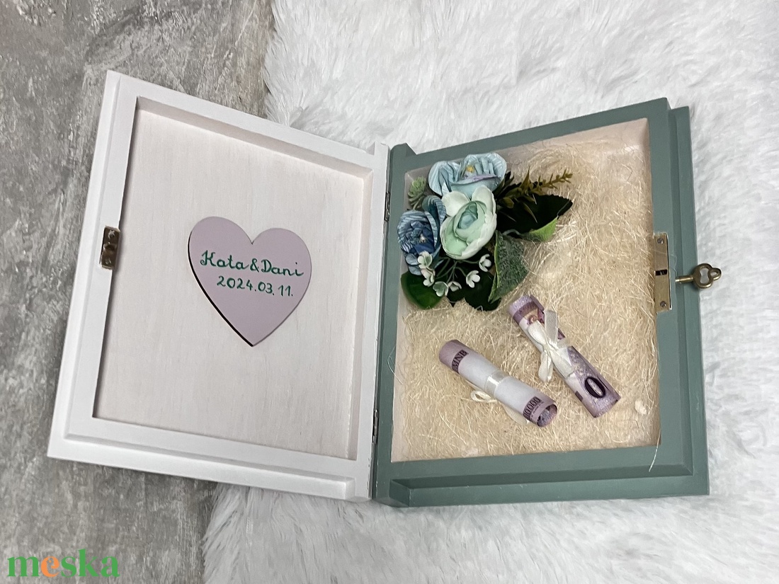 Autós könyvformájú pénzátadó doboz esküvőre - Ajándékátadó - esküvő - emlék & ajándék - nászajándék - esküvői pénzátadó doboz - Meska.hu