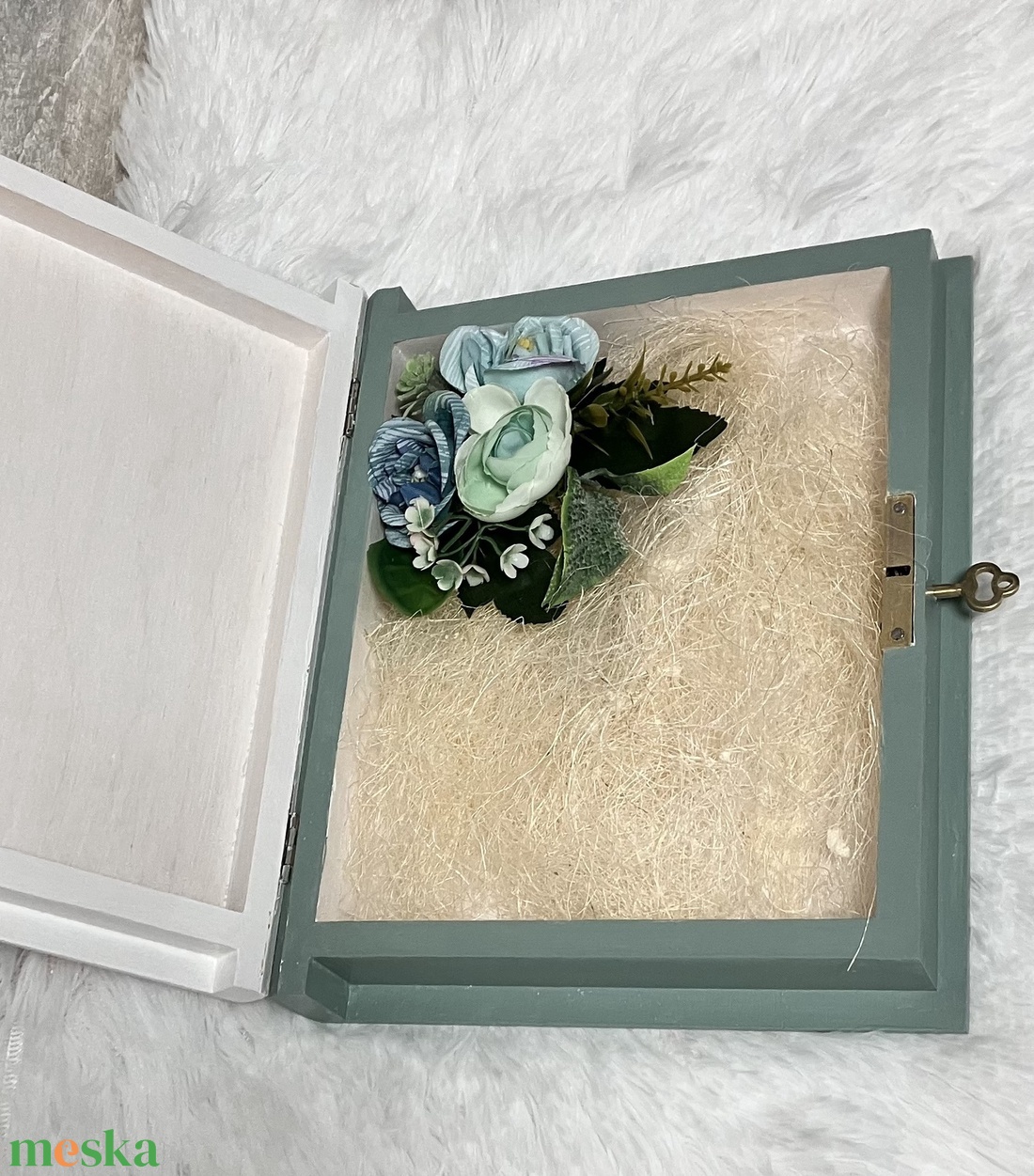 Autós könyvformájú pénzátadó doboz esküvőre - Ajándékátadó - esküvő - emlék & ajándék - nászajándék - esküvői pénzátadó doboz - Meska.hu