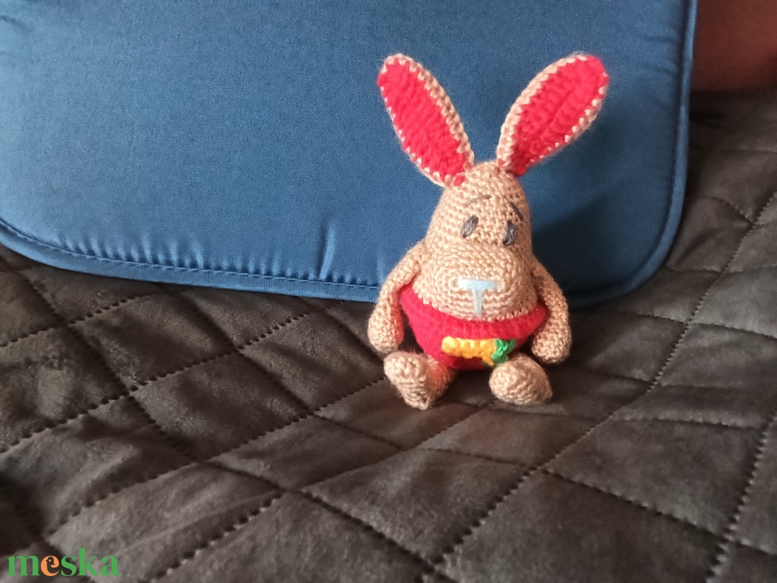Répakedvelő horgolt nyuszika-amigurumi plüss játék - játék & sport - plüssállat & játékfigura - nyuszi - Meska.hu