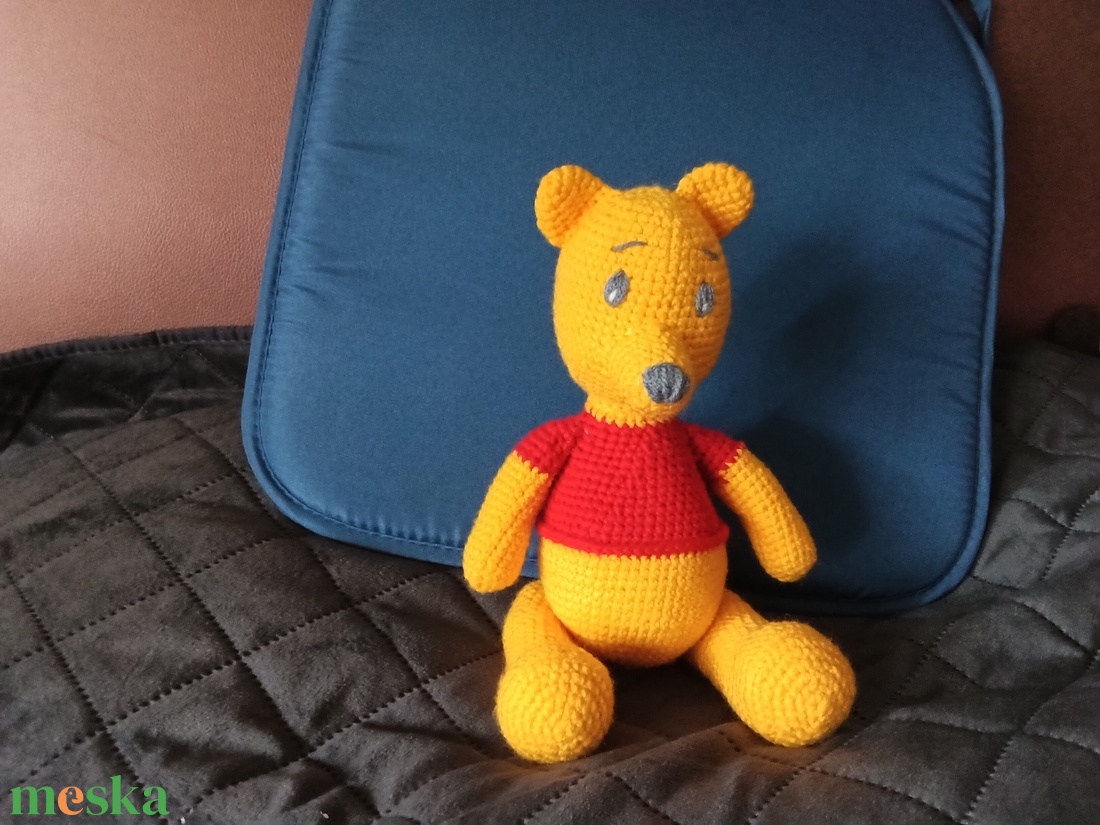 Horgolt Micimackó amigurumi plüssfigura - játék & sport - plüssállat & játékfigura - maci - Meska.hu