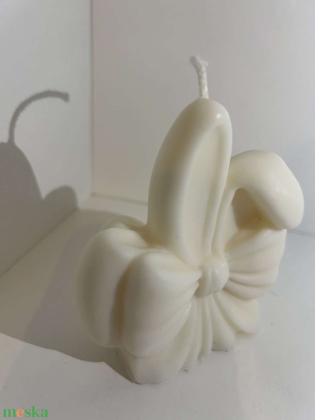 Masnis nyuszifül szójaviasz gyertya  - ünnepi díszek, dekorációk - húsvéti díszek és dekorációk - húsvéti gyertya - Meska.hu