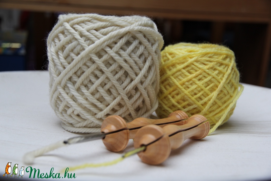 Gyapjúfonal punch needle technikához - vékony Oxford punch needle-höz - kellékek & szerszámok - Meska.hu