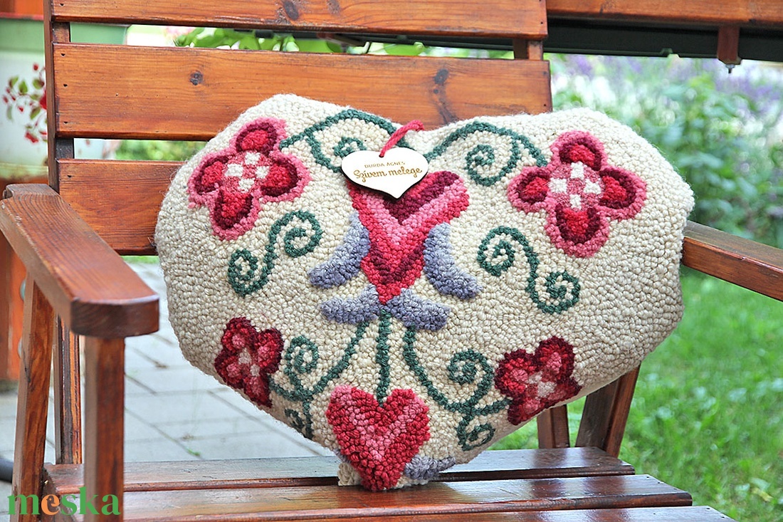 Szív alakú díszpárna minta punch needle technikához - diy (csináld magad) - szabásminta, útmutató - hímzés minta - Meska.hu