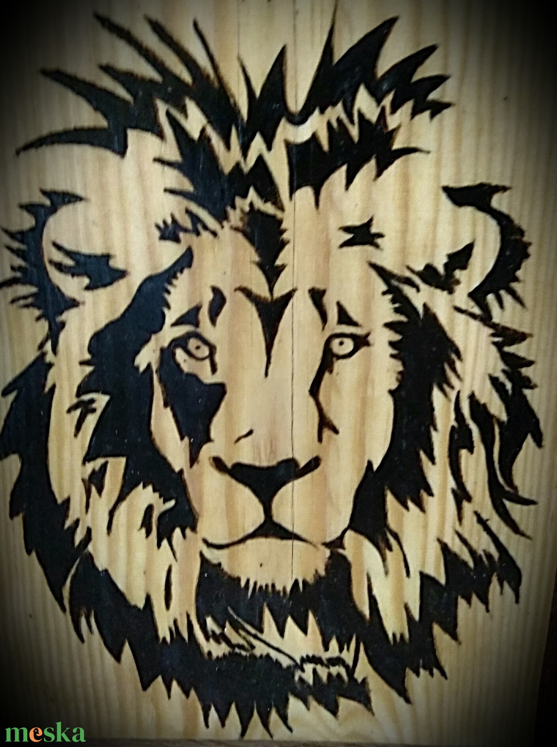 Oroszlán motívummal díszített kézműves falióra. - otthon & életmód - dekoráció - fali és függő dekoráció - falióra & óra - Meska.hu