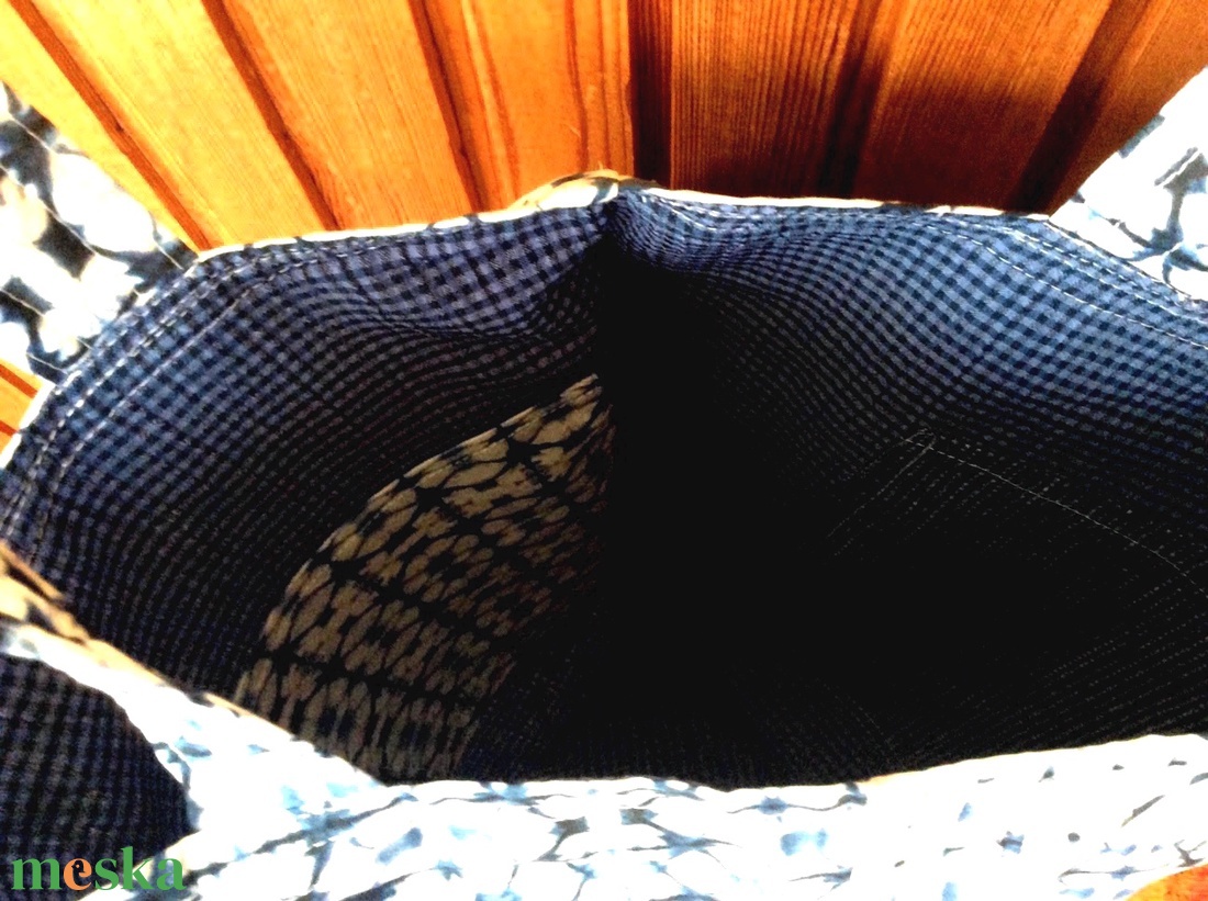 Bélelt válltáska - táska & tok - kézitáska & válltáska - tarisznya - Meska.hu