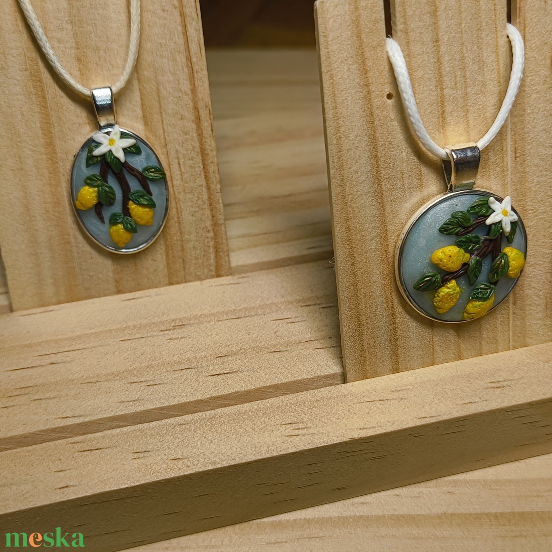 Citromos süthetőgyurma medál, nyaklánc - ékszer - nyaklánc - medálos nyaklánc - Meska.hu