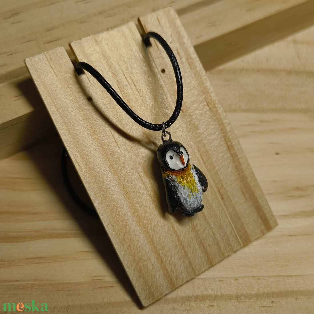 Cuki pingvin nyaklánc, medál - ékszer - nyaklánc - medálos nyaklánc - Meska.hu