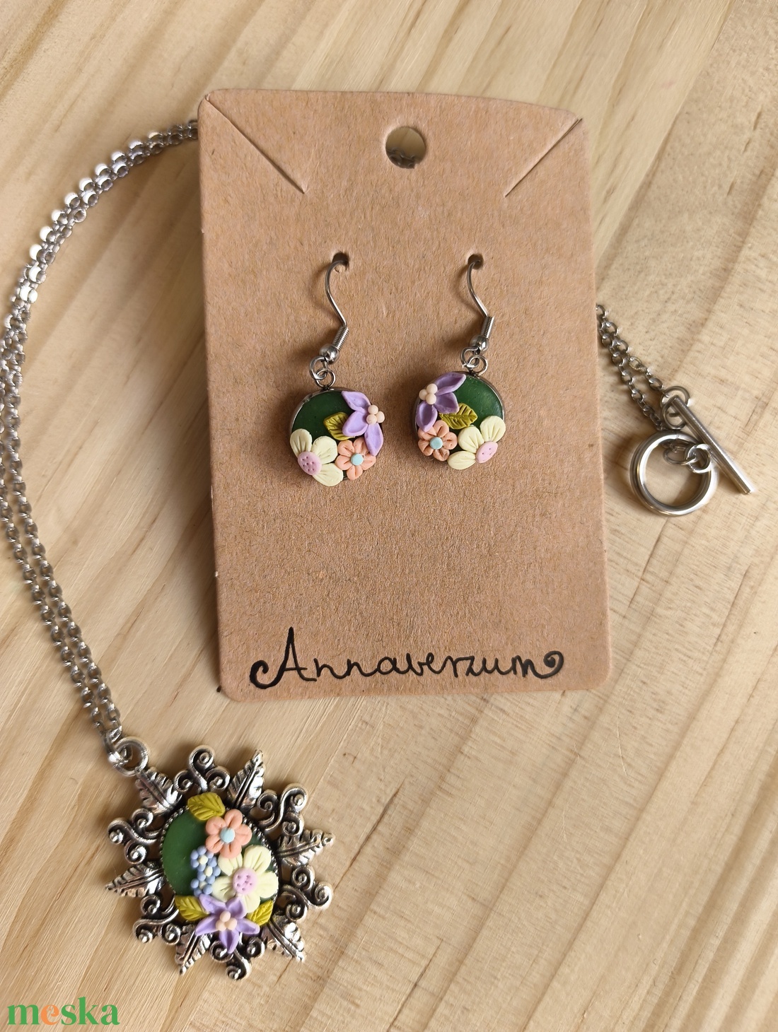 Tavaszi virágos nyaklánc/medál és fülbevaló szettben - ékszer - ékszerszett - Meska.hu