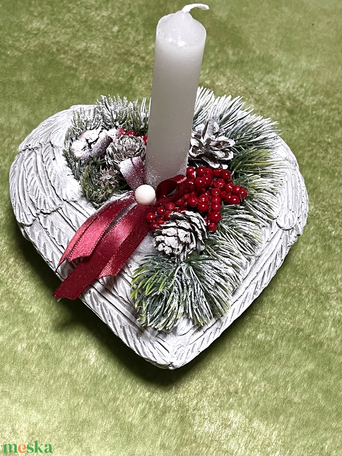 Karácsonyi sírdísz szív alakú kő kaspóban, gyertyával - otthon & életmód - vallás - temetkezési tárgy - sírdísz, kegyeleti dísz - Meska.hu