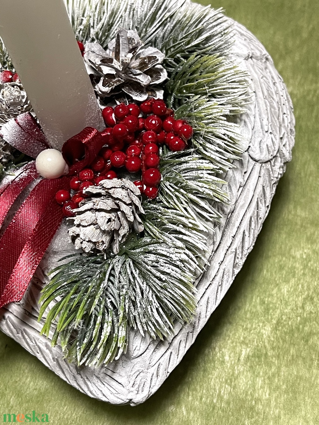 Karácsonyi sírdísz szív alakú kő kaspóban, gyertyával - otthon & életmód - vallás - temetkezési tárgy - sírdísz, kegyeleti dísz - Meska.hu