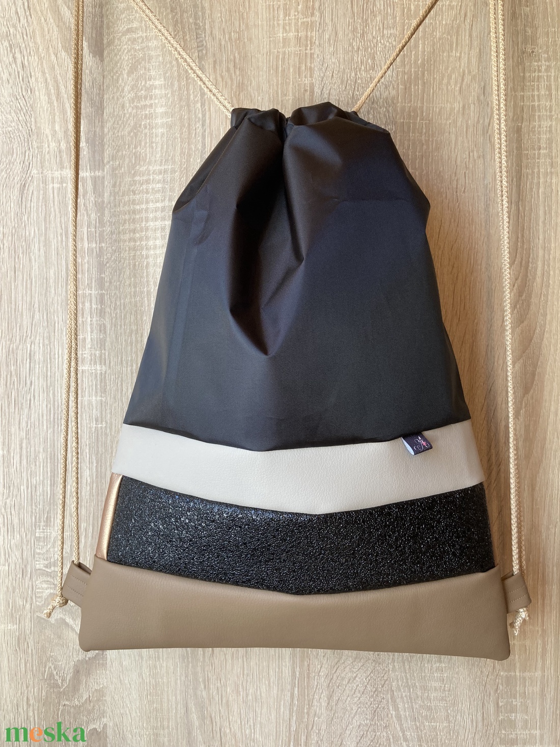 Vízálló Gym bag. Elegancia - táska & tok - hátizsák - tornazsák, gymbag - Meska.hu