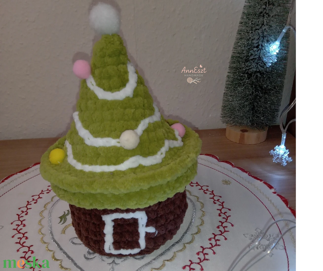 Karácsonyi horgolt játék  - játék & sport - plüssállat & játékfigura - más figura - Meska.hu