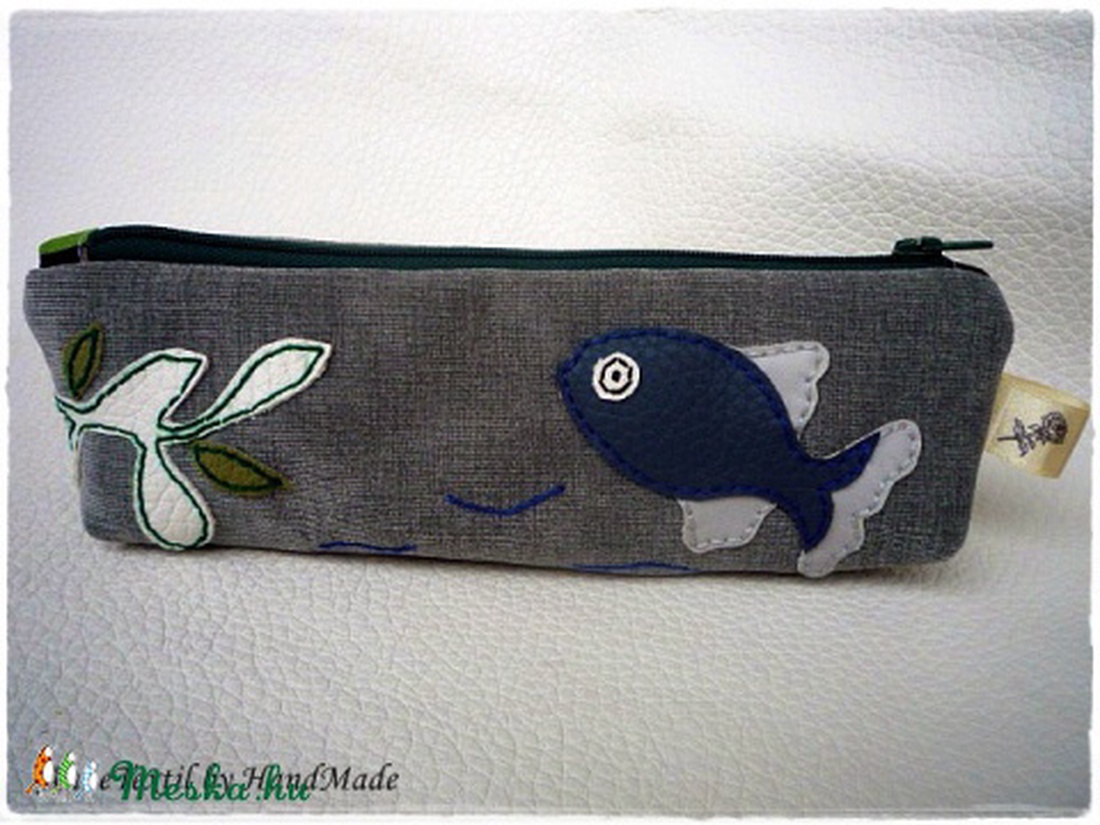 WaterWorld - Halas tolltartó, neszesszer, szemüvegtartó, tarsoly -  - Meska.hu