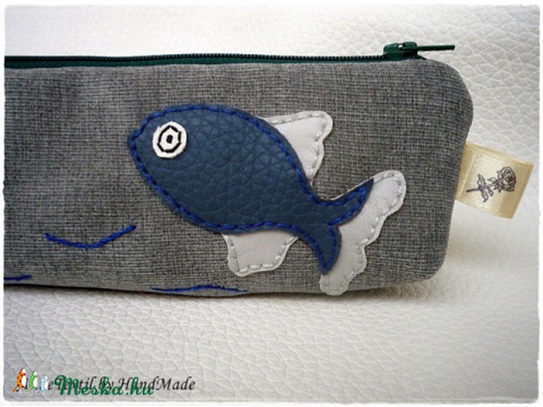 WaterWorld - Halas tolltartó, neszesszer, szemüvegtartó, tarsoly -  - Meska.hu