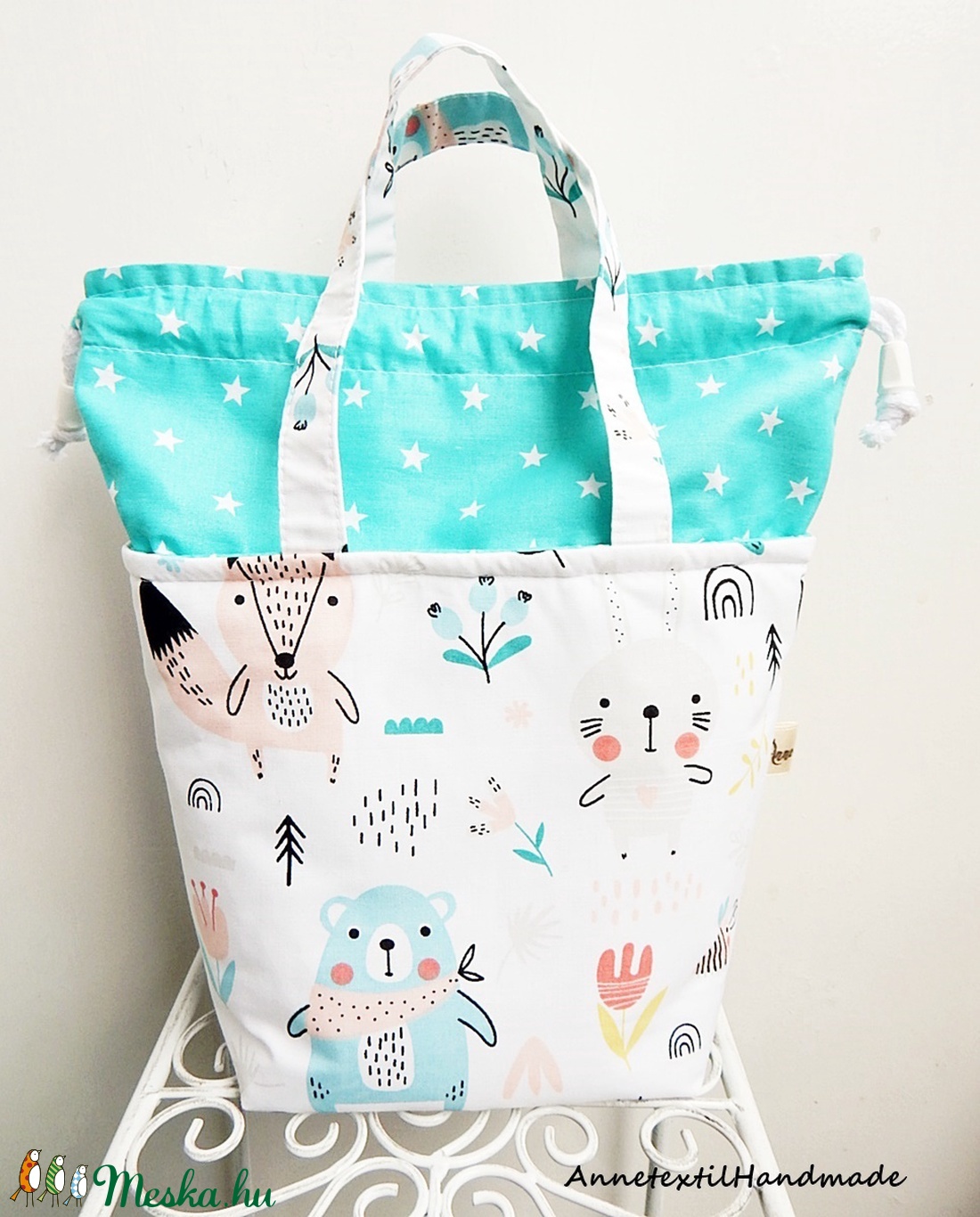 Vízhatlan uzsonnás táska - Kids bag - erdei állatos, világoskék macis - táska & tok - uzsonna- & ebéd tartó - ebéd tasak, doboz - Meska.hu Vízhatlan uzsonnás táska - Kids bag - erdei állatos, világoskék macis - táska & tok - uzsonna- & ebéd tartó - ebéd tasak, doboz - Meska.hu
