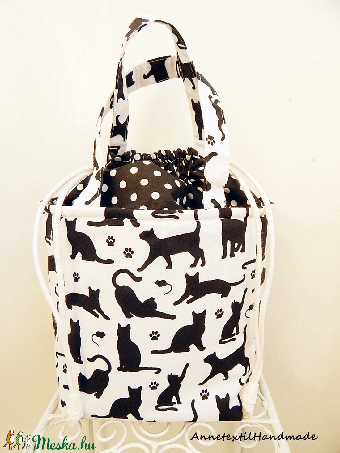 Vízhatlan uzsonnás táska - Kids bag - fekete macskás, cicusos táska - táska & tok - uzsonna- & ebéd tartó - Meska.hu Vízhatlan uzsonnás táska - Kids bag - fekete macskás, cicusos táska - táska & tok - uzsonna- & ebéd tartó - Meska.hu