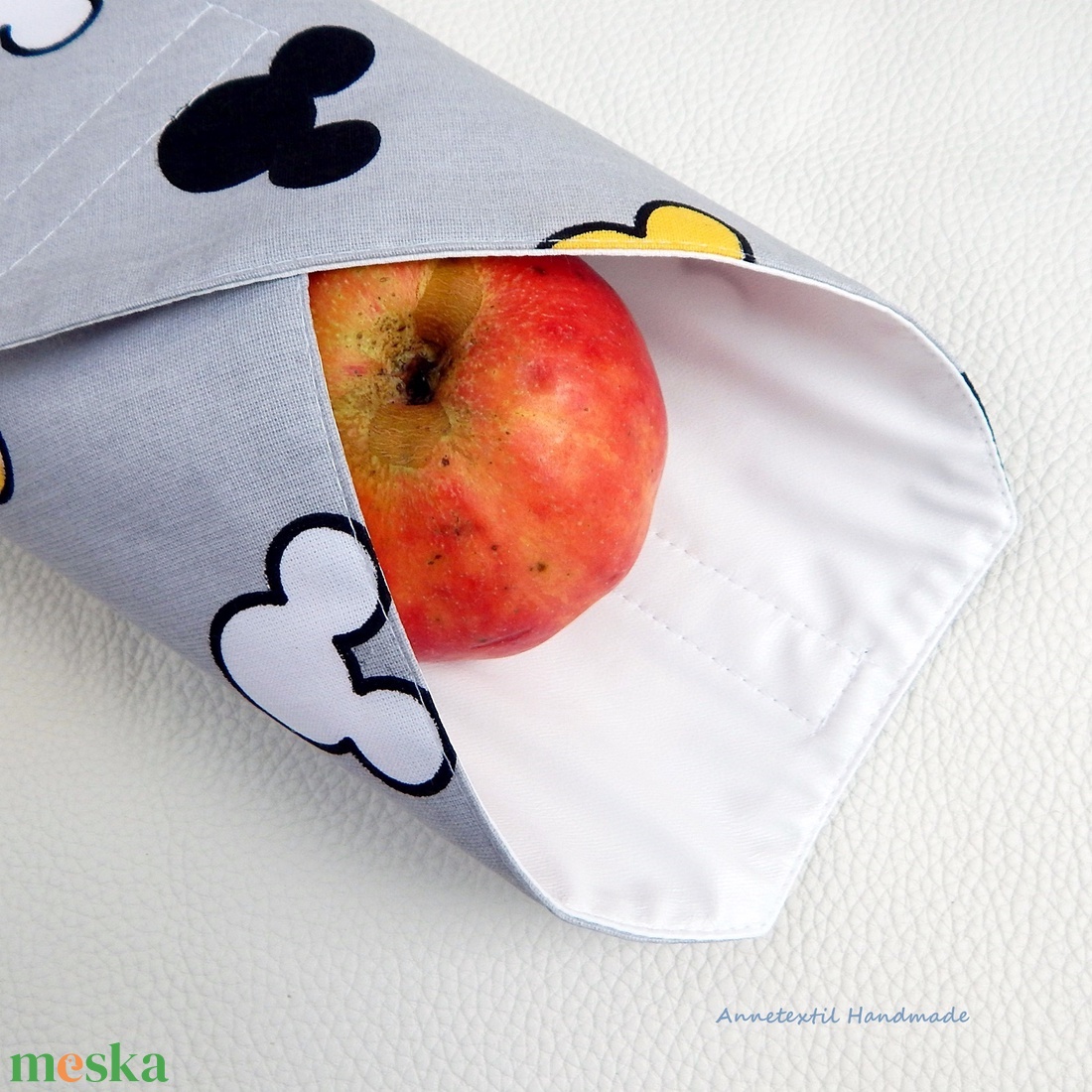 Sárga Mickey pamut textil újraszalvéta, szendvics vagy uzsonna csomagoló - annetextil - táska & tok - uzsonna- & ebéd tartó - szendvics csomagoló - Meska.hu Sárga Mickey pamut textil újraszalvéta, szendvics vagy uzsonna csomagoló - annetextil - táska & tok - uzsonna- & ebéd tartó - szendvics csomagoló - Meska.hu