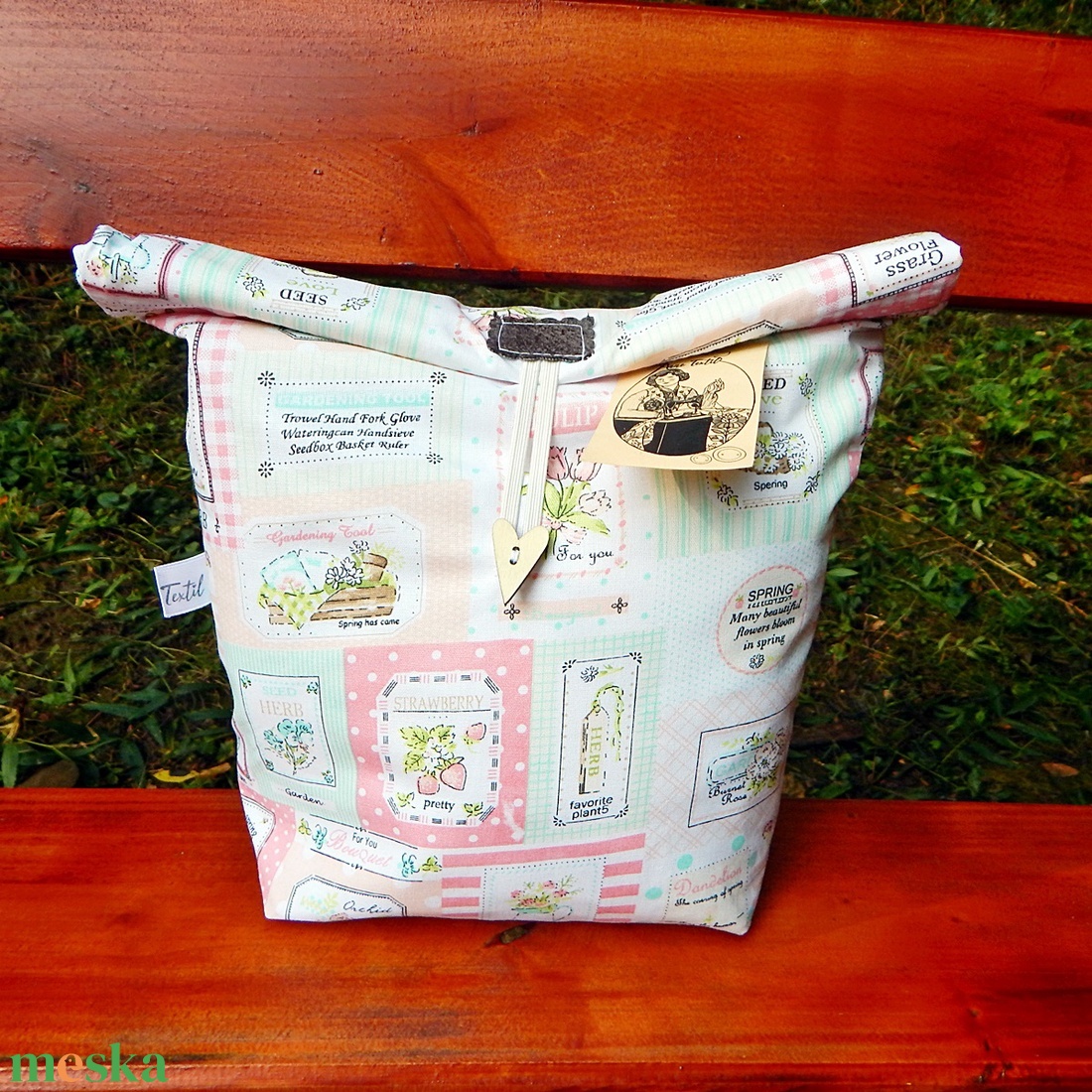 Uzsonnás zsák gyógynövény mintás Roll-up lunch bag - táska & tok - uzsonna- & ebéd tartó - ebéd tasak, doboz - Meska.hu Uzsonnás zsák gyógynövény mintás Roll-up lunch bag - táska & tok - uzsonna- & ebéd tartó - ebéd tasak, doboz - Meska.hu