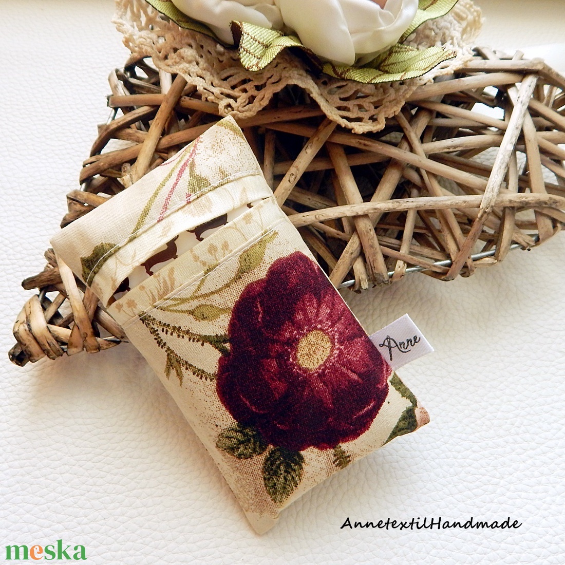 Rózsa mintás, vintage pamut textil bélelt papírzsebkendőtartó szettben annetextil - táska & tok - pénztárca & más tok - zsebkendőtartó tok - Meska.hu