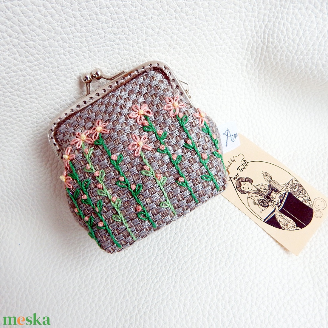 Rózsaszín nefelejcsek - keretes pénztárca, csatos tárca - táska & tok - pénztárca & más tok - aprópénztartó - Meska.hu