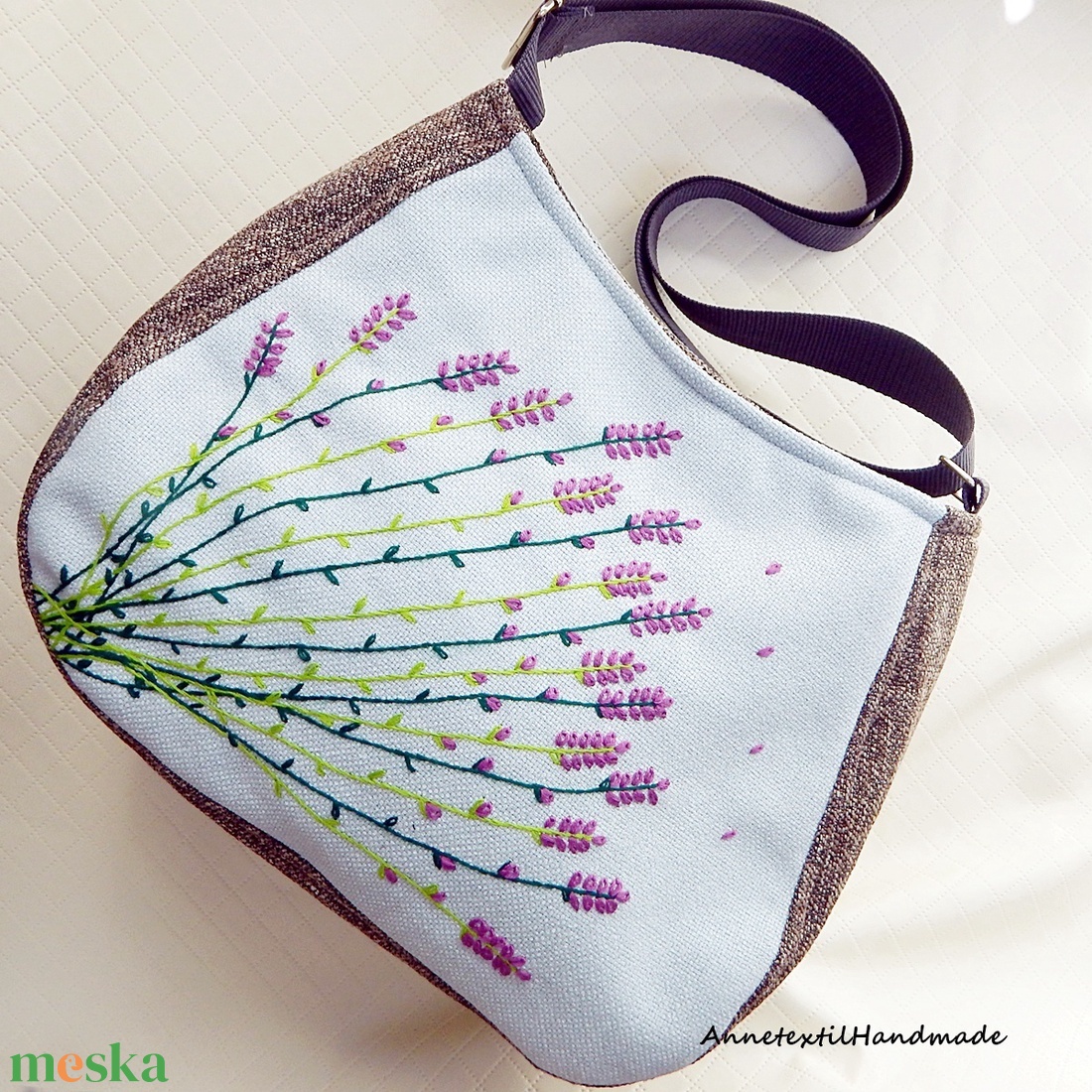 Kézzel hímzett levendulás egyedi BigBag válltáska - táska & tok - kézitáska & válltáska - nagy pakolós táska - Meska.hu