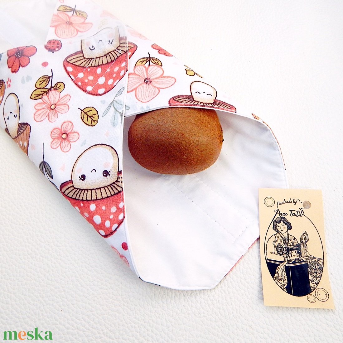 Ökoszalvéta és Újraszalvéta mosolygós gombák mintás, a stílusos megoldás - táska & tok - uzsonna- & ebéd tartó - szendvics csomagoló - Meska.hu