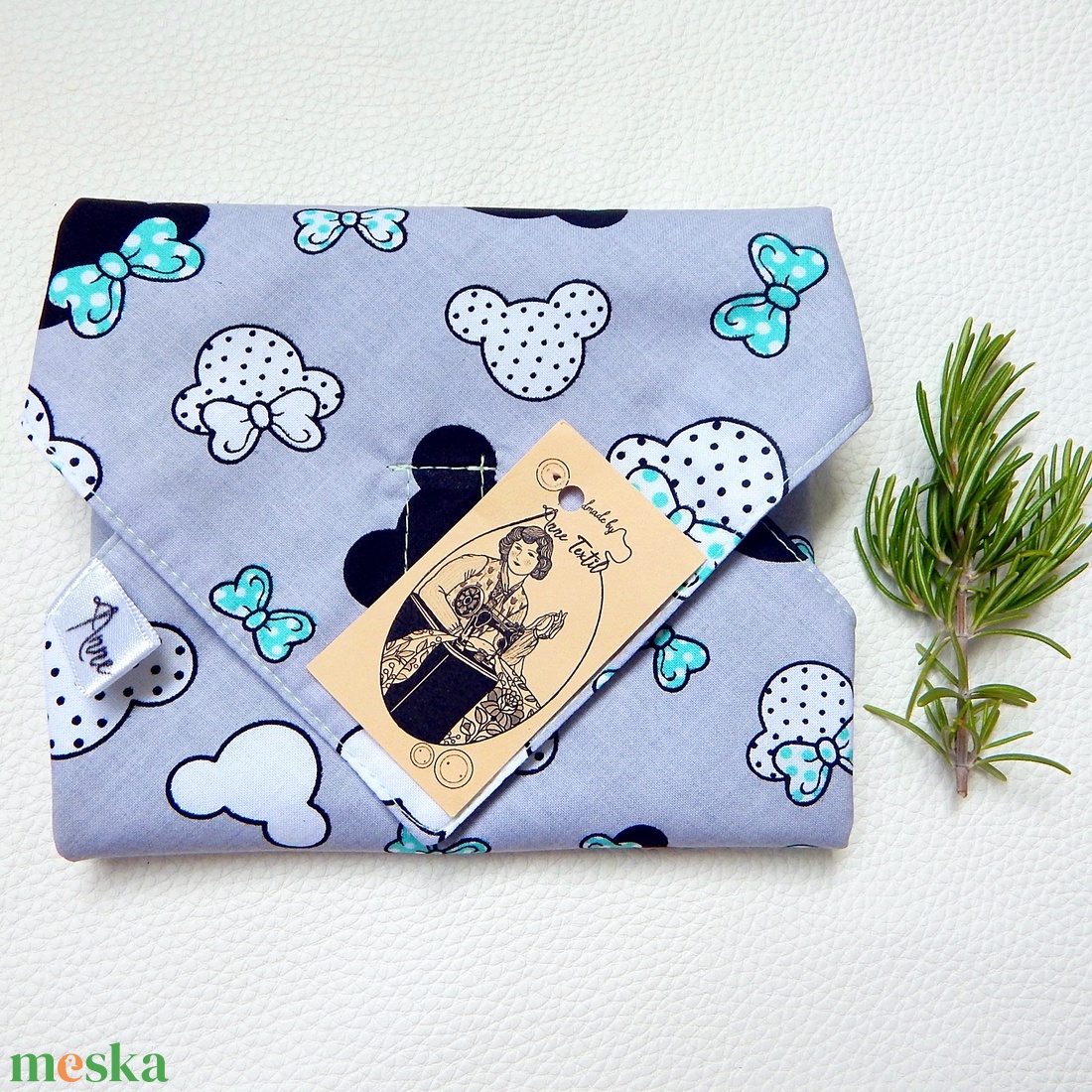 Újraszalvéta - Menta Minnie egér  újraszalvéta - Tépőzáras szendvics csomagoló - Vízhatlan textil újraszalvéta lánynak  - táska & tok - uzsonna- & ebéd tartó - szendvics csomagoló - Meska.hu