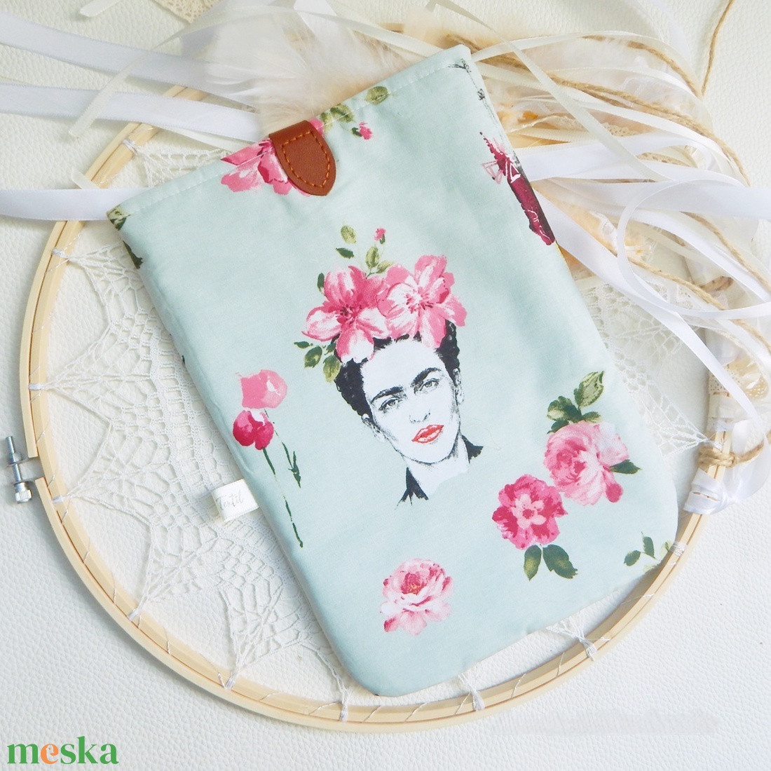  Puha tablettok és ebook tok mentazöld Frida Khalo mintás táska tok tablethez eBookhoz - táska & tok - ebook & tablet tok - Meska.hu