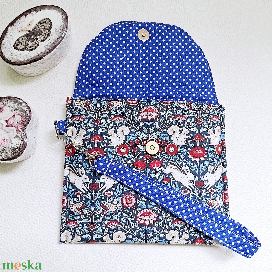 3 fakkos, varázslatos, mókusos, nyulas növény mintás neszeszer lecsatolható fogóval William Morris  - táska & tok - pénztárca & más tok - kártyatartó & irattartó - Meska.hu