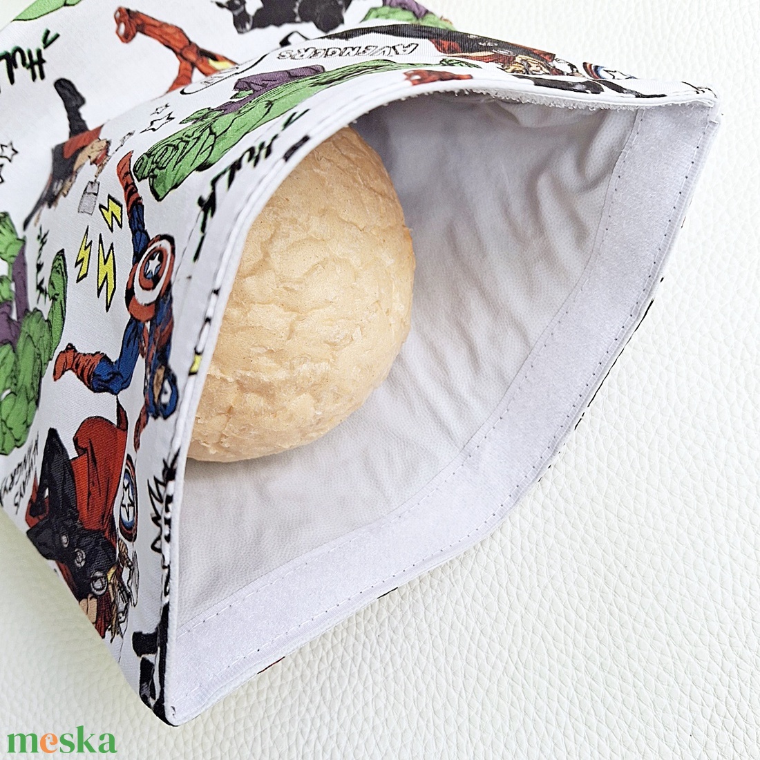 Uzsonnás zsák - Tépőzáras lunch bag uzsonnás zsák - Mosható tízórai tartó Marvel szuperhős mintás - táska & tok - uzsonna- & ebéd tartó - ebéd tasak, doboz - Meska.hu