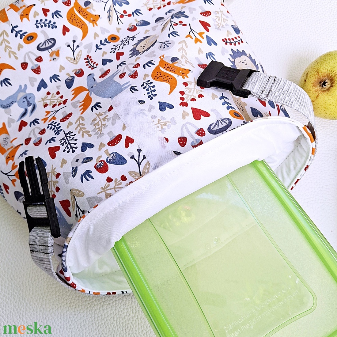 Ebédtáska és uzsonnás kistáska - Csatos rolltop lunch bag - Tépőzáras szabályozható ételhordó erdei rókás gombás - táska & tok - uzsonna- & ebéd tartó - ebéd tasak, doboz - Meska.hu